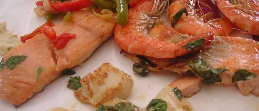 Kokko de poisson et poivrons