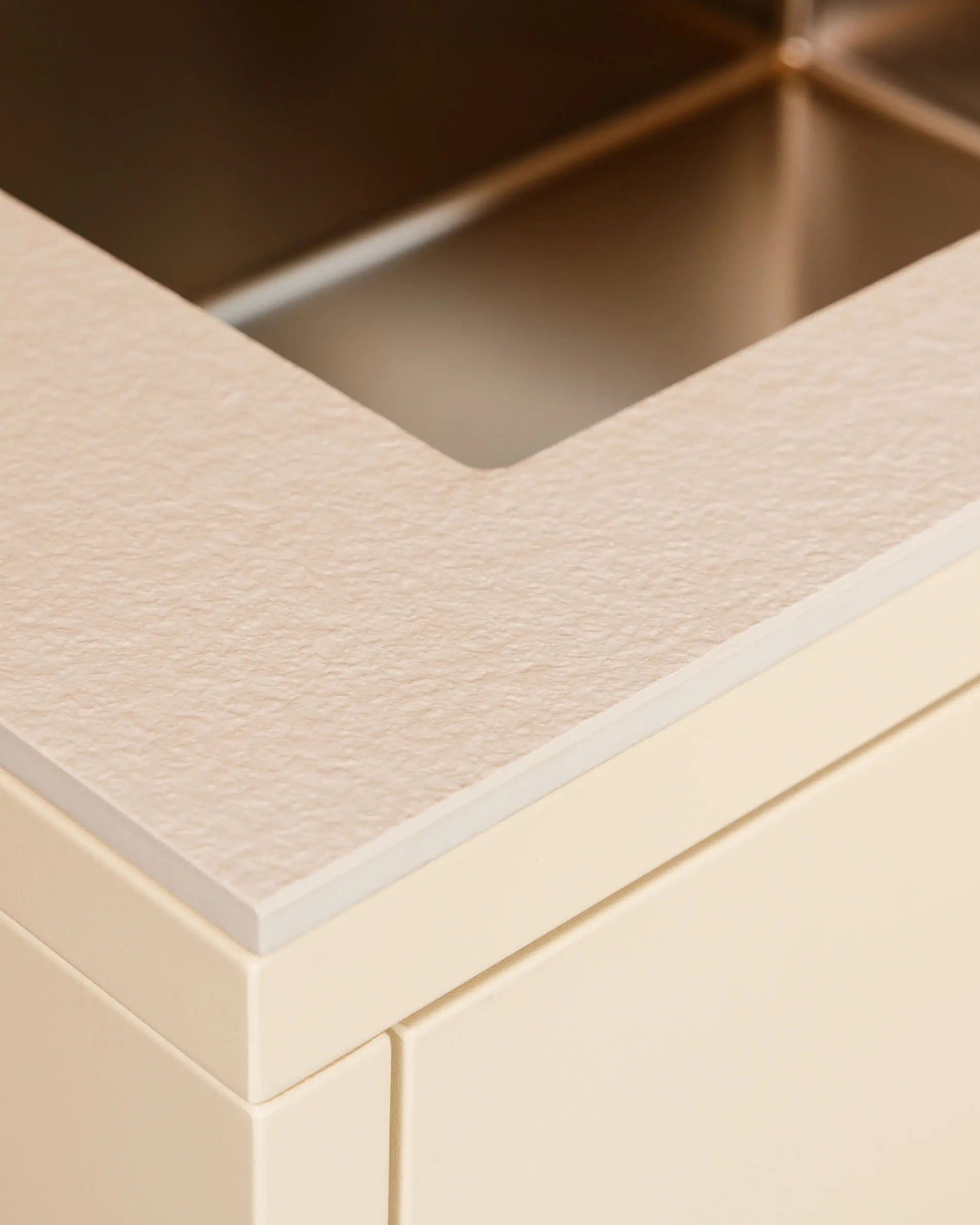 Plan de travail avec évier cuisine extérieure Kokko Pilotis