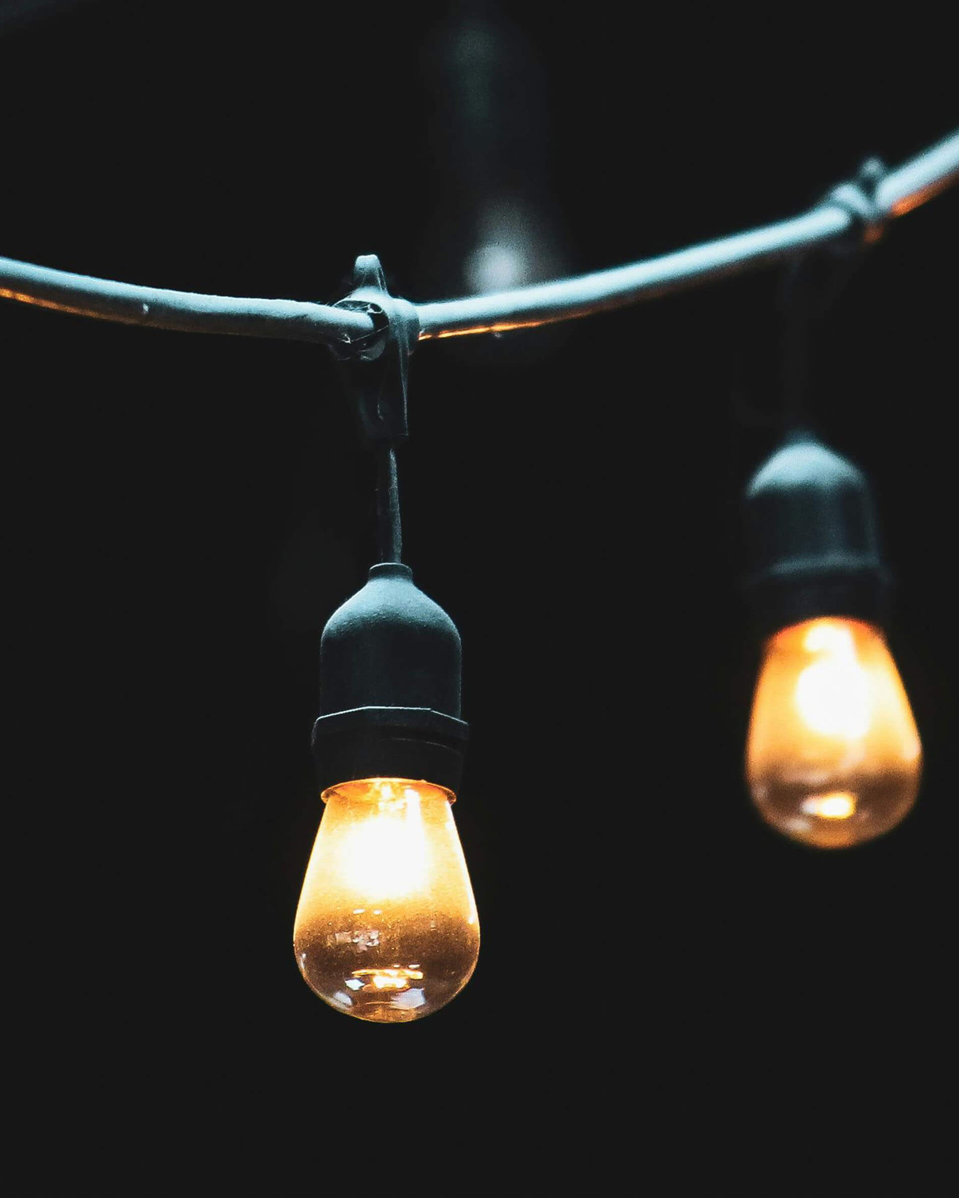 Lichterkette mit Filament-Tropfen