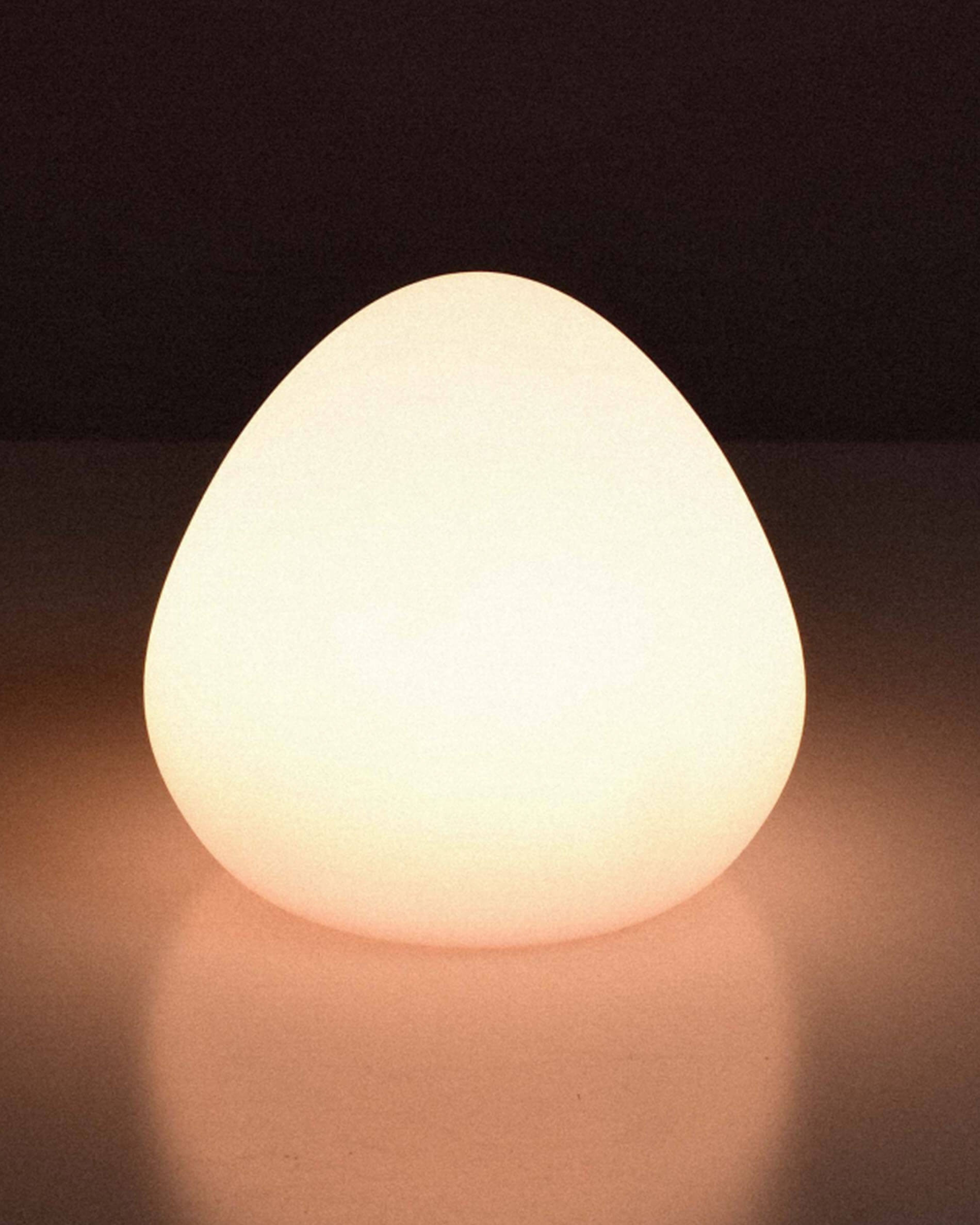 Wiederaufladbare Outdoor-Lampe in Haselnussbraun