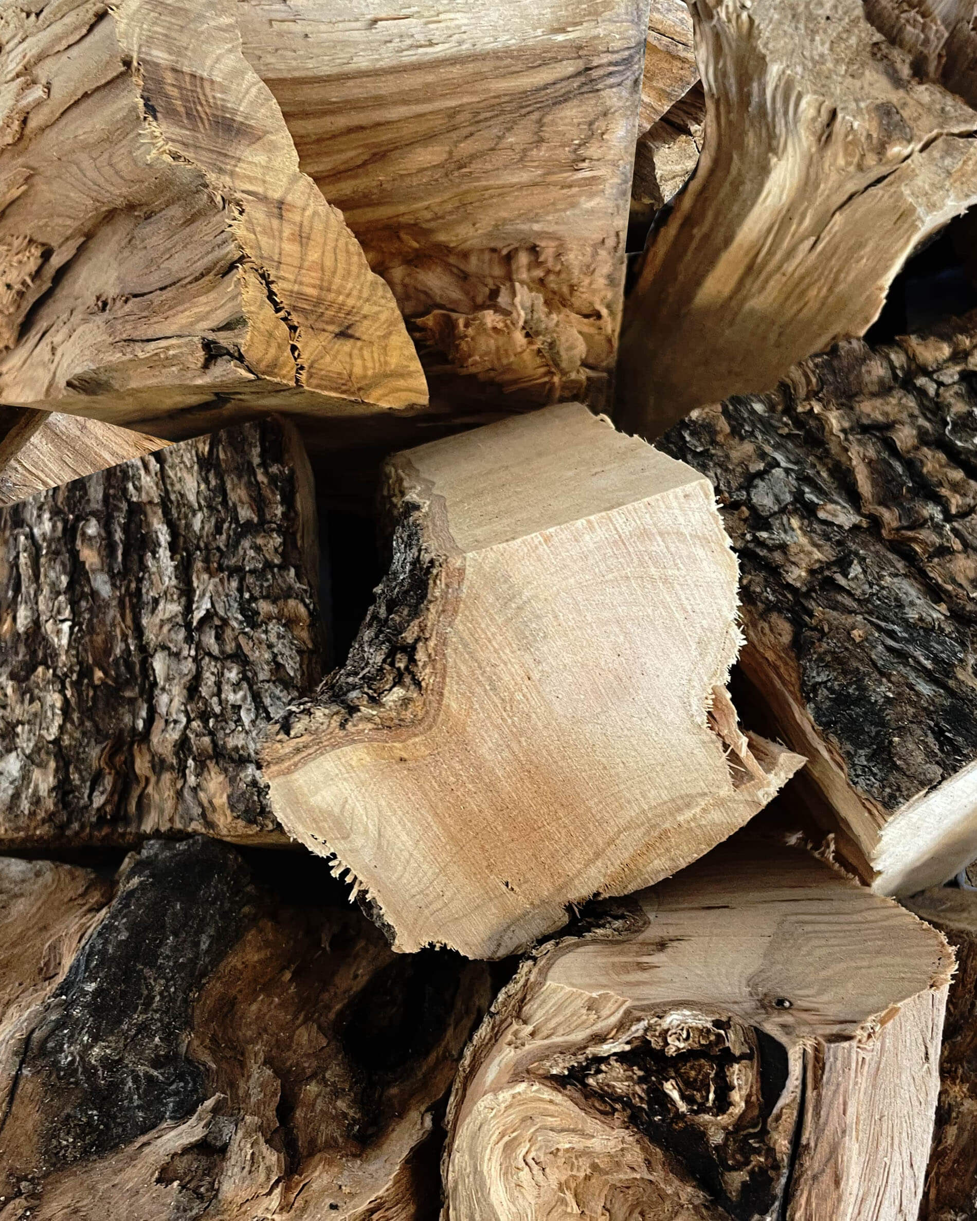 Holzstücke zum Heißräuchern