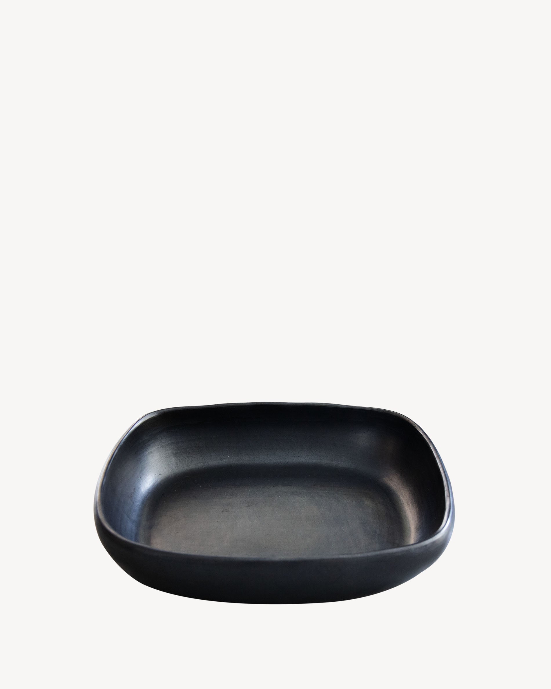 Schwarze Chamba-Tonplatte